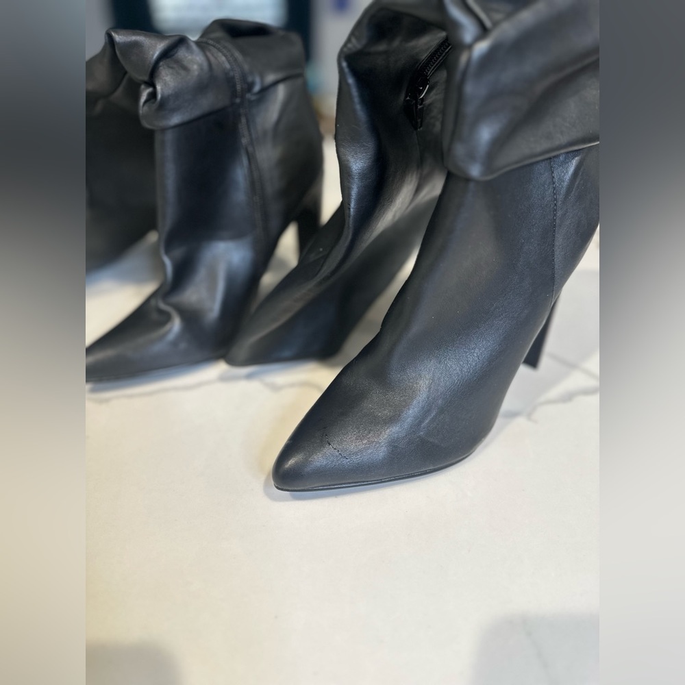 Black High Heel Boot, Gently Worn Size 8